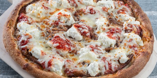 Eggplant & Ricotta Pizza