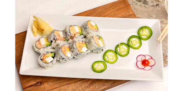 Kani Salad Roll