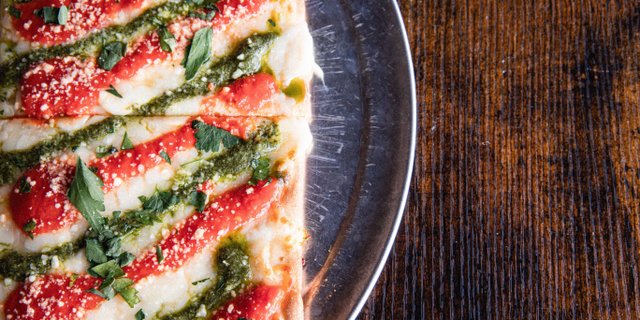 Margherita Pesto Pizza