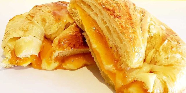 Melted Cheese Croissant Tray