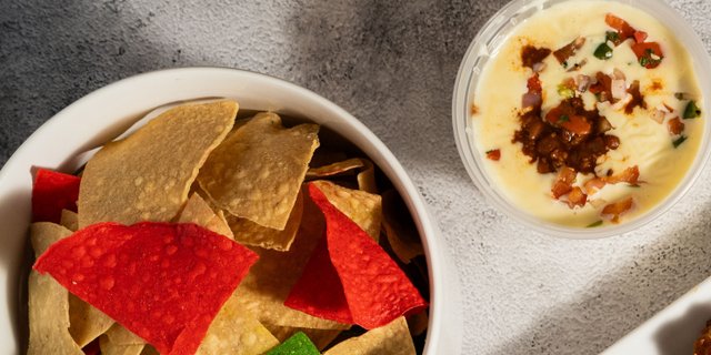 Queso & Salsa