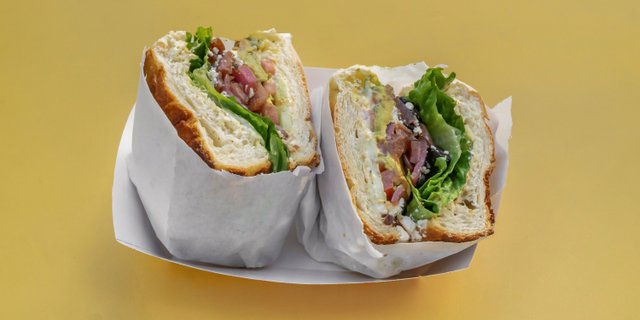 Hummus Sandwich