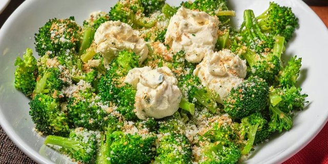Oven-Roasted Broccoli