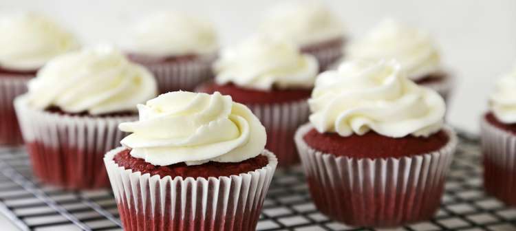 Sweet Dee’s Cafe & Cupcakery