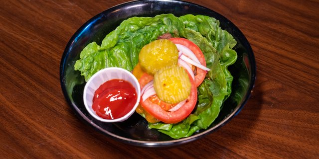 Gluten-Free Cheeseburger Lettuce Wraps