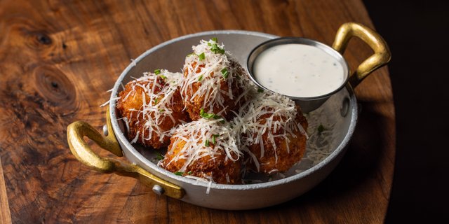 Mac & Cheese Balls