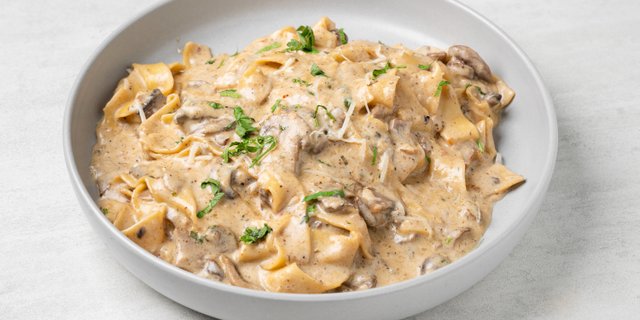 Creamy Mushrooms Pappardelle Tray