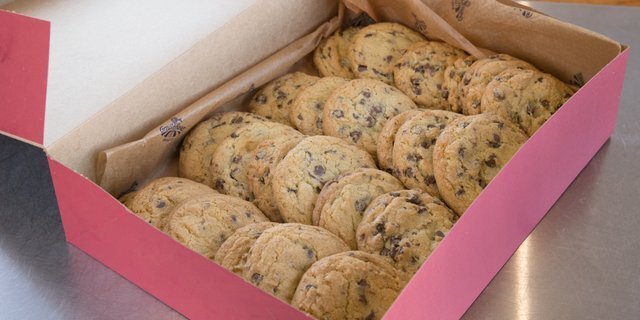 Big Cookie Box