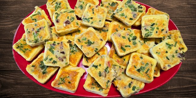 Large Egg Bites