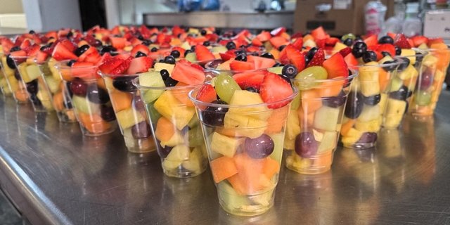 Fresh Fruit Cups