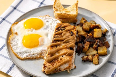 Salmon & Eggs