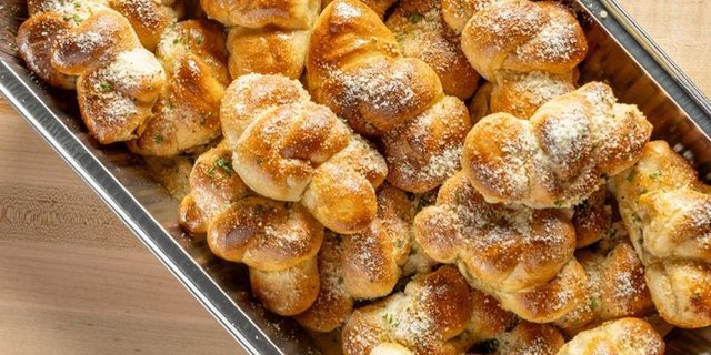 Garlic Knots