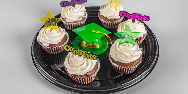 Dozen Cupcakes