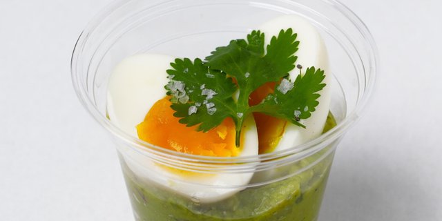 8-Minute Egg w/ Guacamole