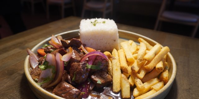 Lomo Saltado