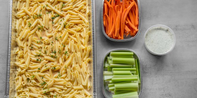 Mac & Cheeze Tray