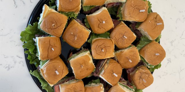 Hawaiian Roll Sandwich Platter