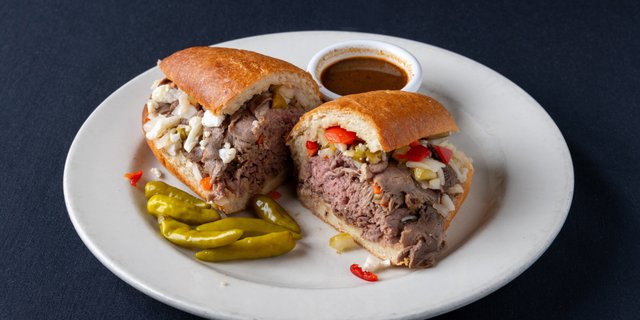 Chicago Beef Sandwich