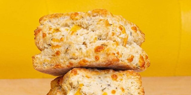 Cheddar Buttermilk Thyme Biscuit Tray