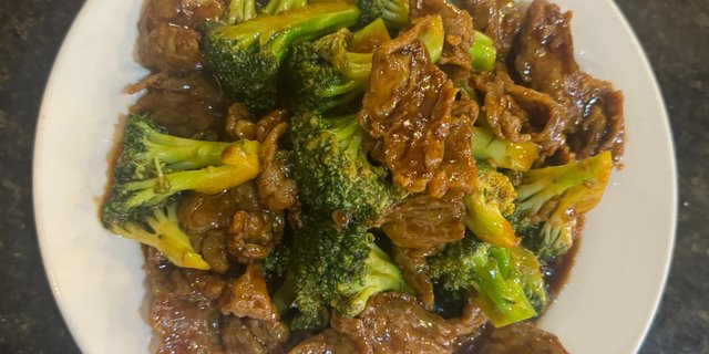 Beef w/ Broccoli
