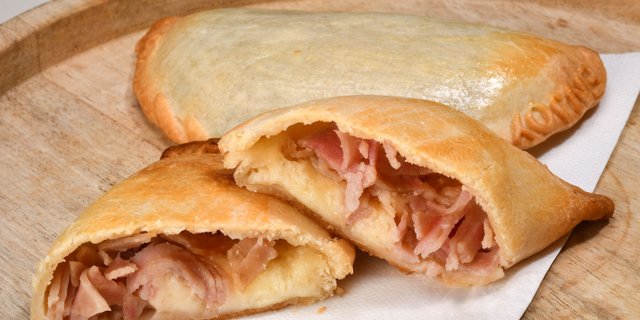Empanada Ham & Cheese