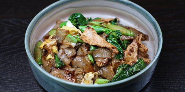 Pad See Ew Tray