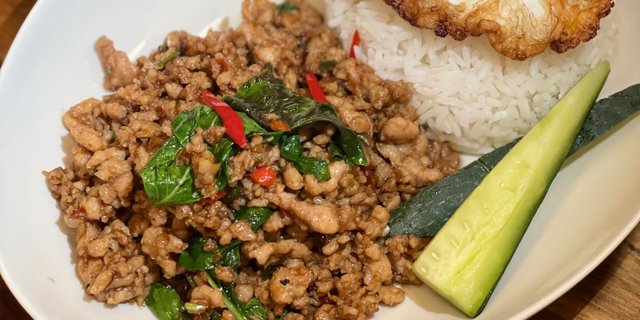 Sautéed Spicy Basil