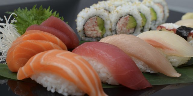 Zaoh Sushi Combo
