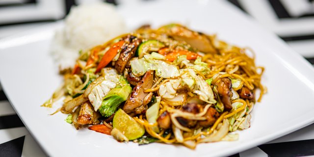 Chicken Yakisoba
