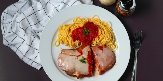 Chicken Parmigiana