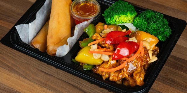 Mango Chicken Boxed Lunch