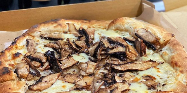 Gluten-Free Funghi Pizza