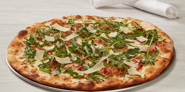 Pizza & Salad Bundle