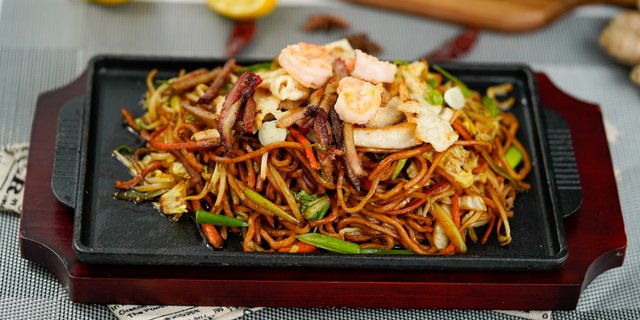 Shrimp Lo Mein