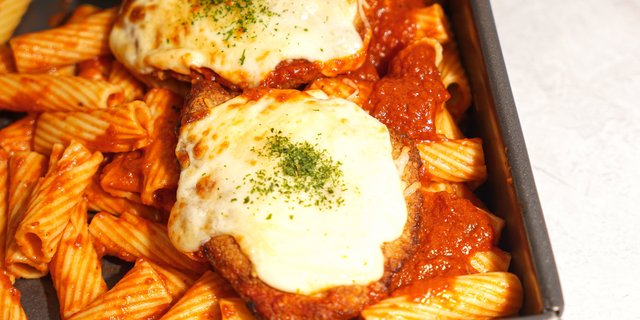 Chicken Parmesan Tray
