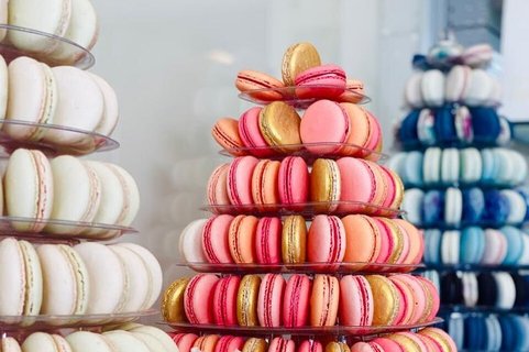 8 Tier Macaron Tower