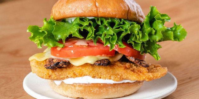 Chik'n Bacon Ranch Sandwich Box