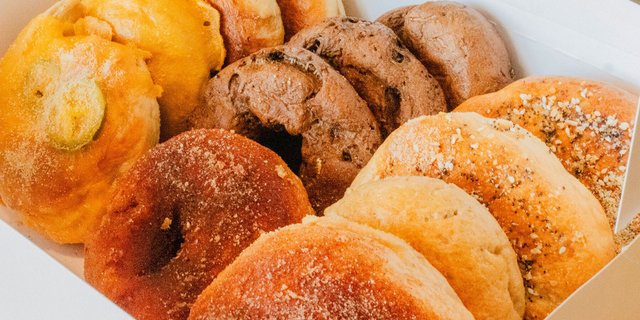 Duckie's 1/2 Dozen Bagels