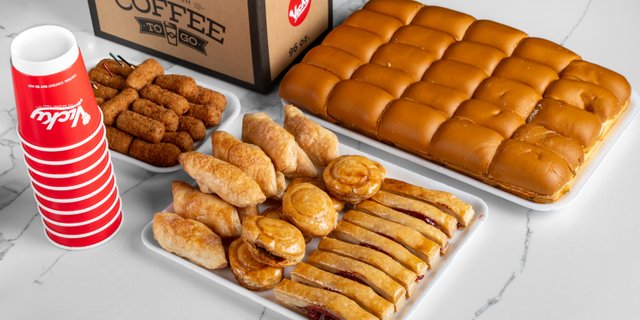 Pastelitos & Cafecito