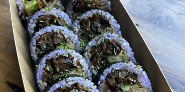 Shiitake Lover Maki