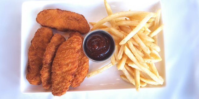 Chicken Tenders & Fries