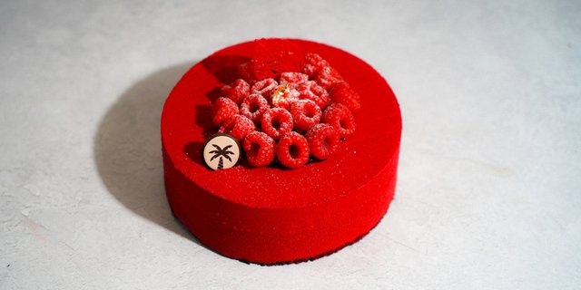 Raspberry Mousse Cake
