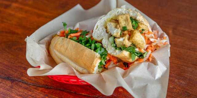 Lemongrass Tofu Bánh Mì