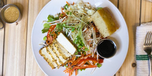 Tofu Salad Bowl