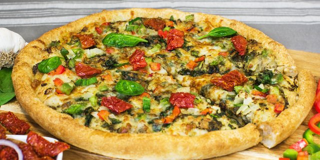 Pesto Veggie Pizza