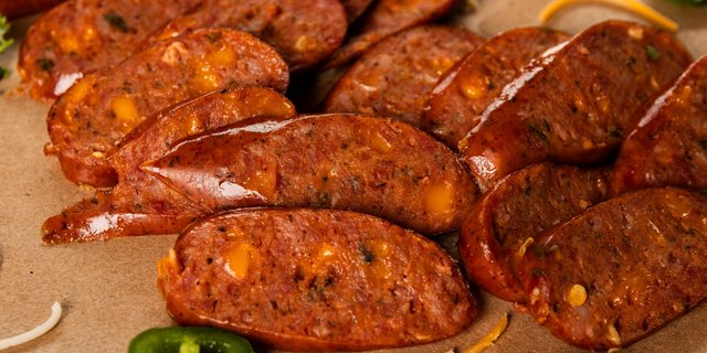 Jalapeño & Cheese Smoked Sausage Buffet