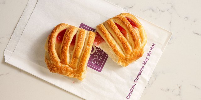Strawberry & Cream Cheese Croissants