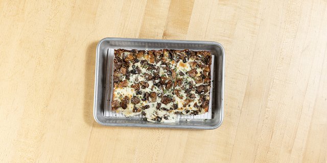 How Mush-Room Individual Pizza