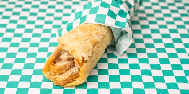 Plant-Based Chicken Roll