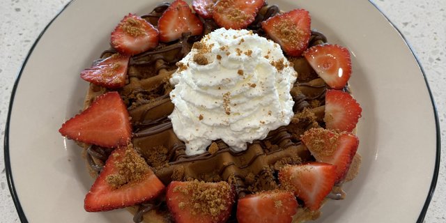 Strawberry & Nutella Waffle